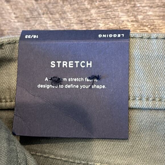 NWT Gap Mid Rise Stretch Skinny Green Denim Legging Size 16/33 - Picture 8 of 12